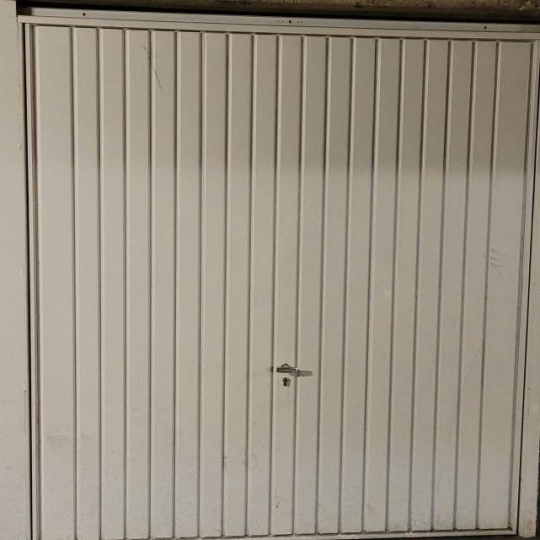  Annonces VILLEJUIF : Garage / Parking | PARIS (75018) | 12 m2 | 117 &euro; 
