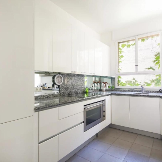  Annonces VILLEJUIF : Appartement | PARIS (75016) | 76 m2 | 1 500 000 &euro; 