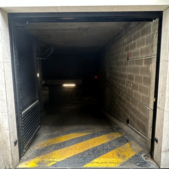  Annonces VILLEJUIF : Parking | PARIS (75015) | 12 m2 | 120 &euro; 