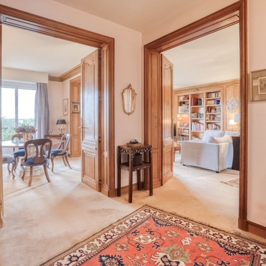  Annonces VILLEJUIF : Apartment | VILLE-D'AVRAY (92410) | 188 m2 | 5 060 &euro; 