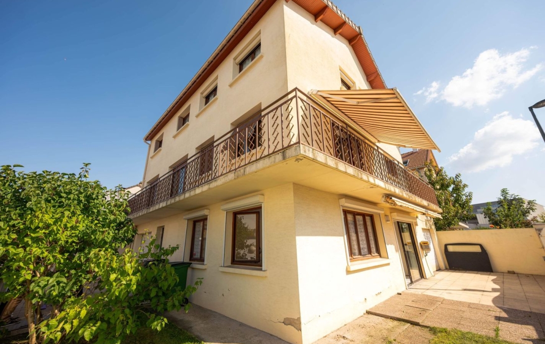 Annonces VILLEJUIF : House | CLAMART (92140) | 197 m2 | 842 400 &euro; 