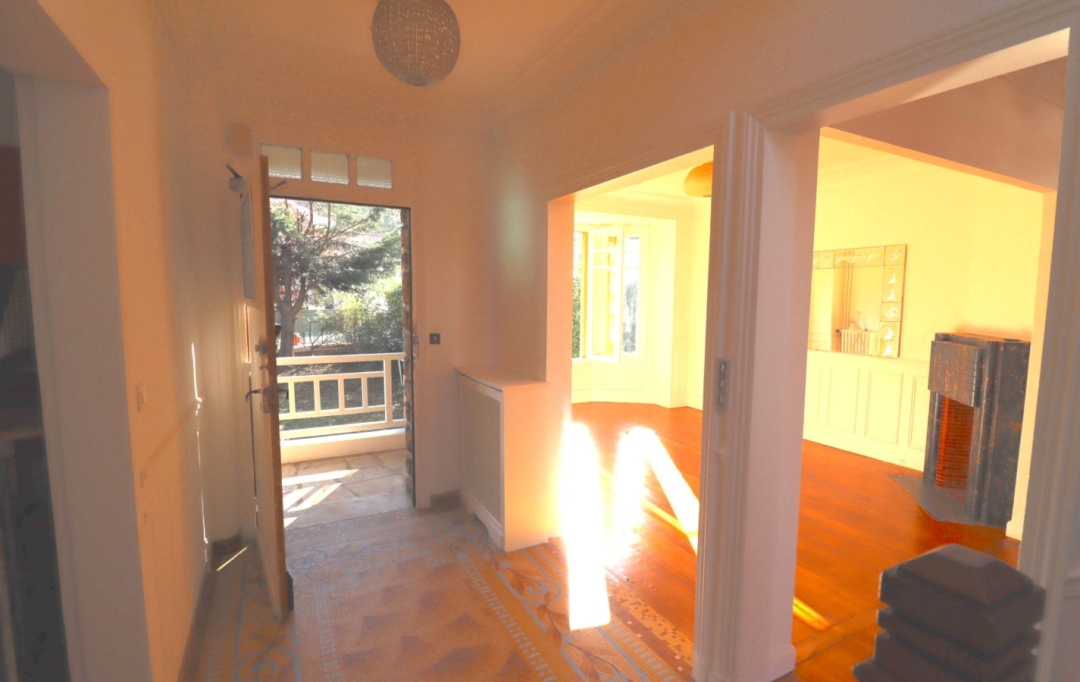 Annonces VILLEJUIF : Maison / Villa | CACHAN (94230) | 193 m2 | 836 000 &euro; 