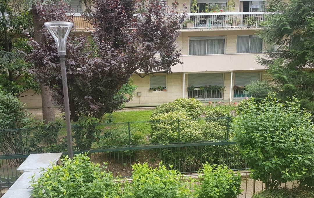 Annonces VILLEJUIF : Appartement | PARIS (75018) | 46 m2 | 340 200 &euro; 