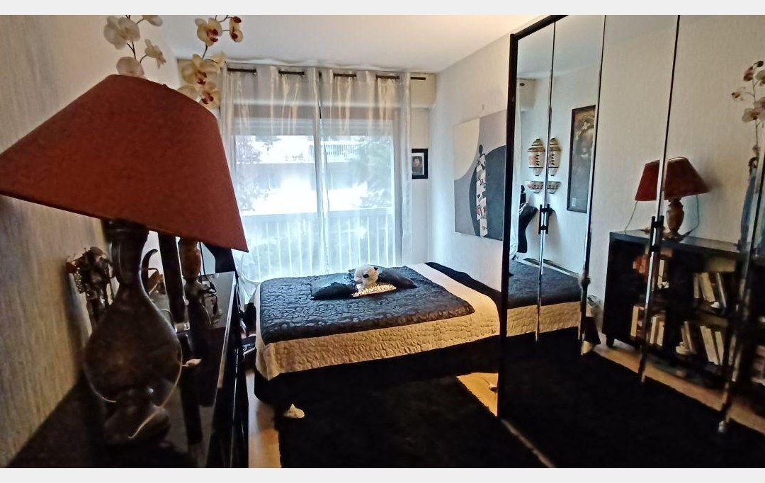 Annonces VILLEJUIF : Appartement | PARIS (75018) | 46 m2 | 340 200 &euro; 