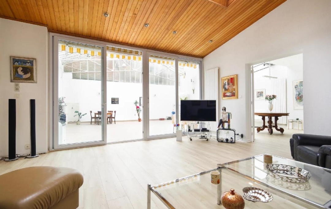 Annonces VILLEJUIF : Maison / Villa | PARIS (75014) | 245 m2 | 2 850 000 &euro; 