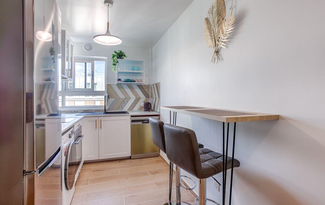 Annonces VILLEJUIF : Appartement | VANVES (92170) | 10 m2 | 725 &euro; 