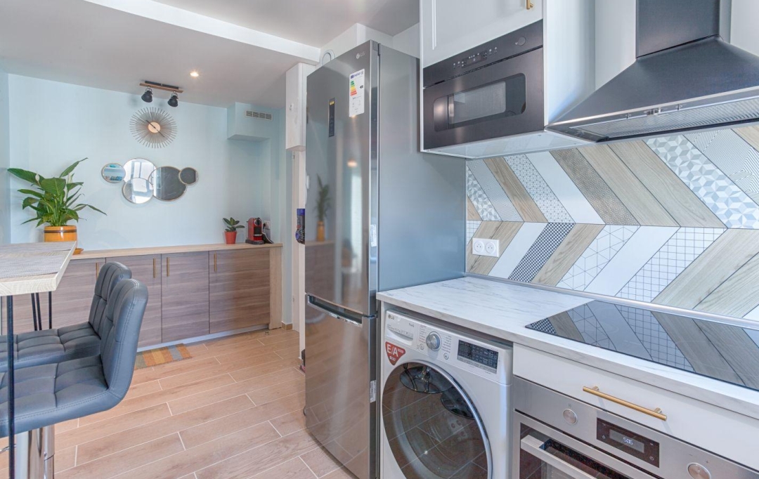 Annonces VILLEJUIF : Appartement | VANVES (92170) | 10 m2 | 725 &euro; 
