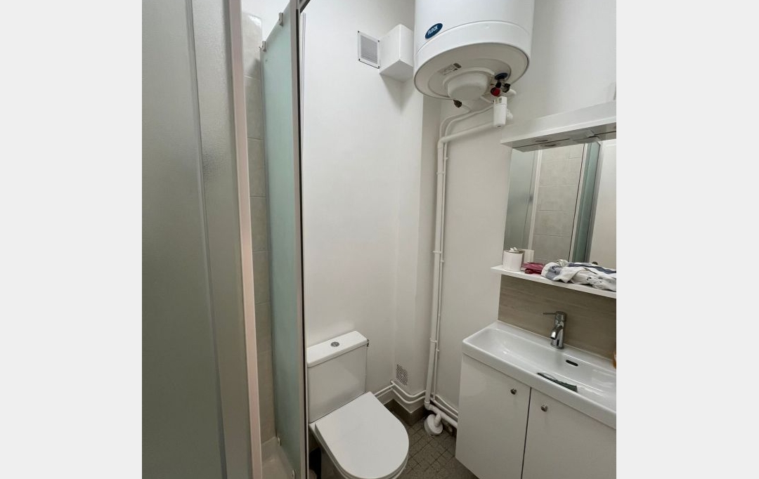 Annonces VILLEJUIF : Appartement | LE KREMLIN-BICETRE (94270) | 20 m2 | 720 &euro; 