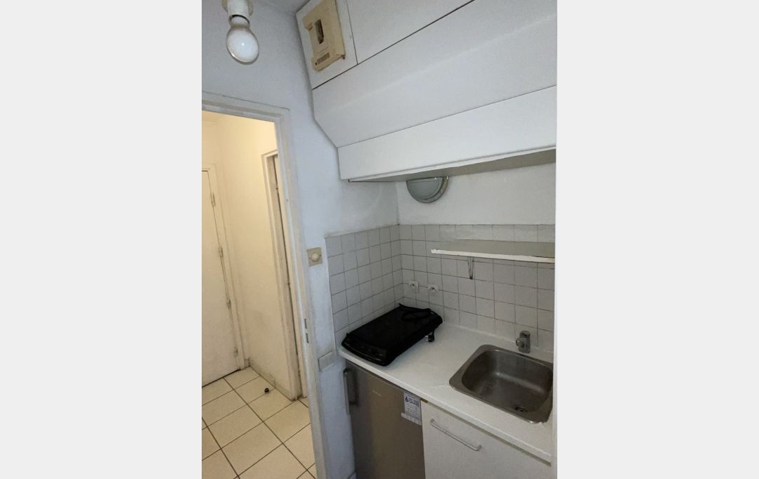 Annonces VILLEJUIF : Apartment | CHARENTON-LE-PONT (94220) | 20 m2 | 750 &euro; 