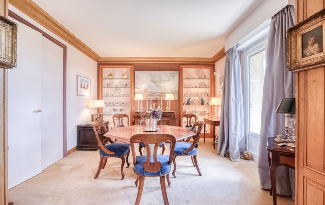 Annonces VILLEJUIF : Apartment | VILLE-D'AVRAY (92410) | 188 m2 | 5 060 &euro; 