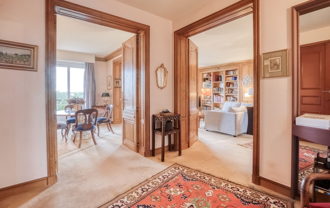 Annonces VILLEJUIF : Apartment | VILLE-D'AVRAY (92410) | 188 m2 | 5 060 &euro; 