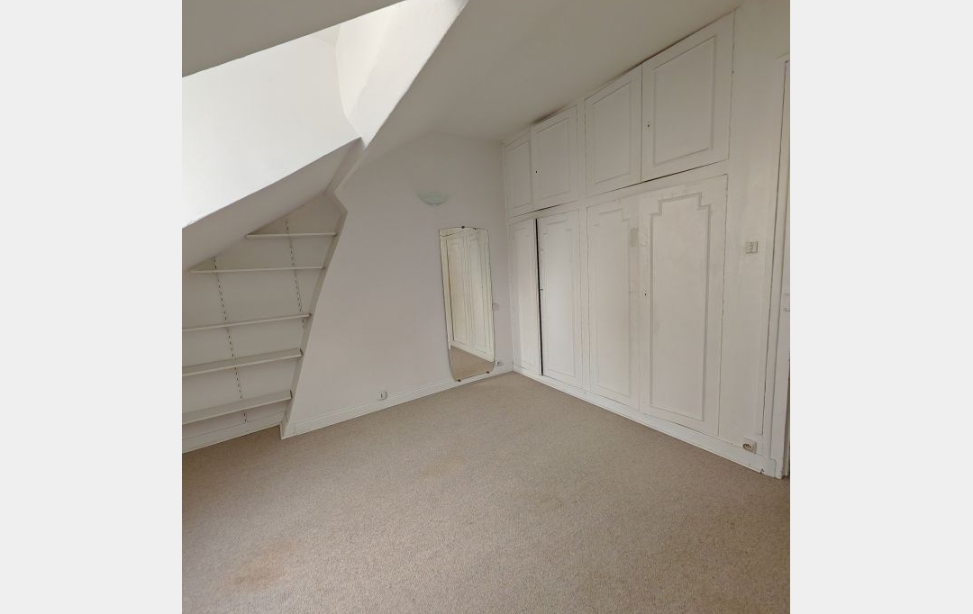 Annonces VILLEJUIF : Appartement | PARIS (75015) | 25 m2 | 250 000 &euro; 
