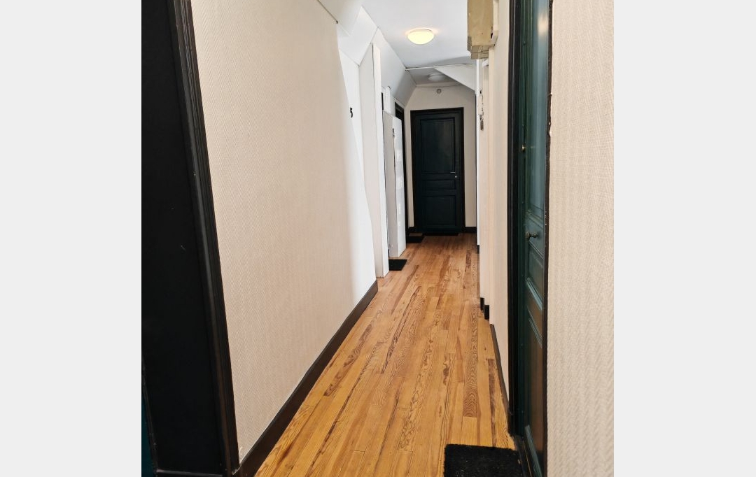 Annonces VILLEJUIF : Appartement | PARIS (75015) | 25 m2 | 250 000 &euro; 