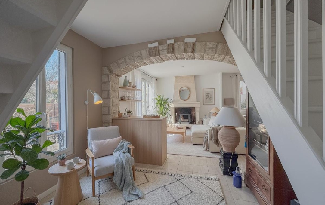 Annonces VILLEJUIF : Maison / Villa | SAINT-CLOUD (92210) | 97 m2 | 875 000 &euro; 